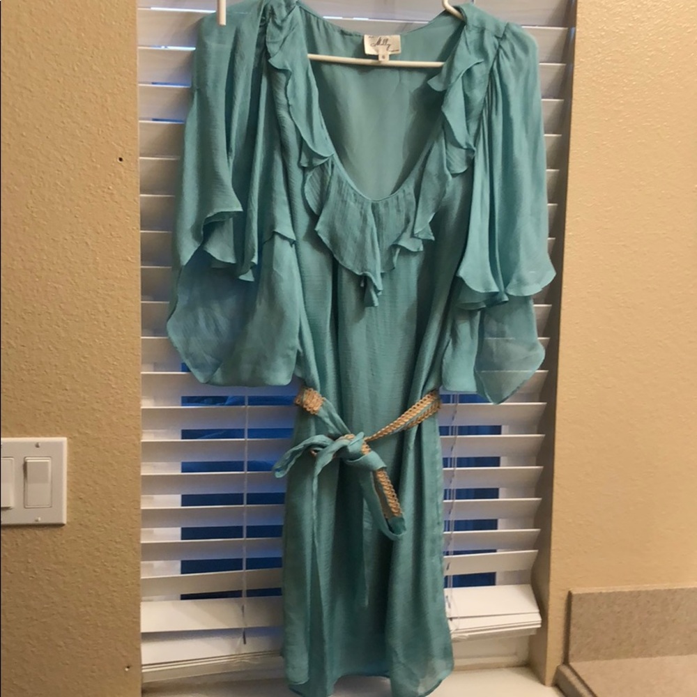 Milly dress with belt